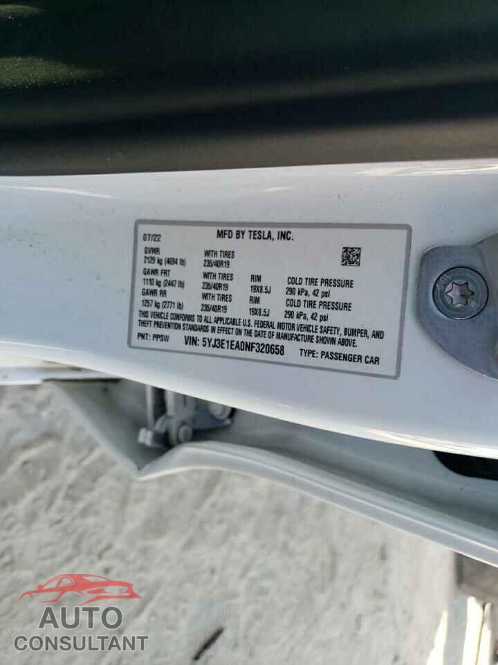 TESLA MODEL 3 2022 - 5YJ3E1EA0NF320658
