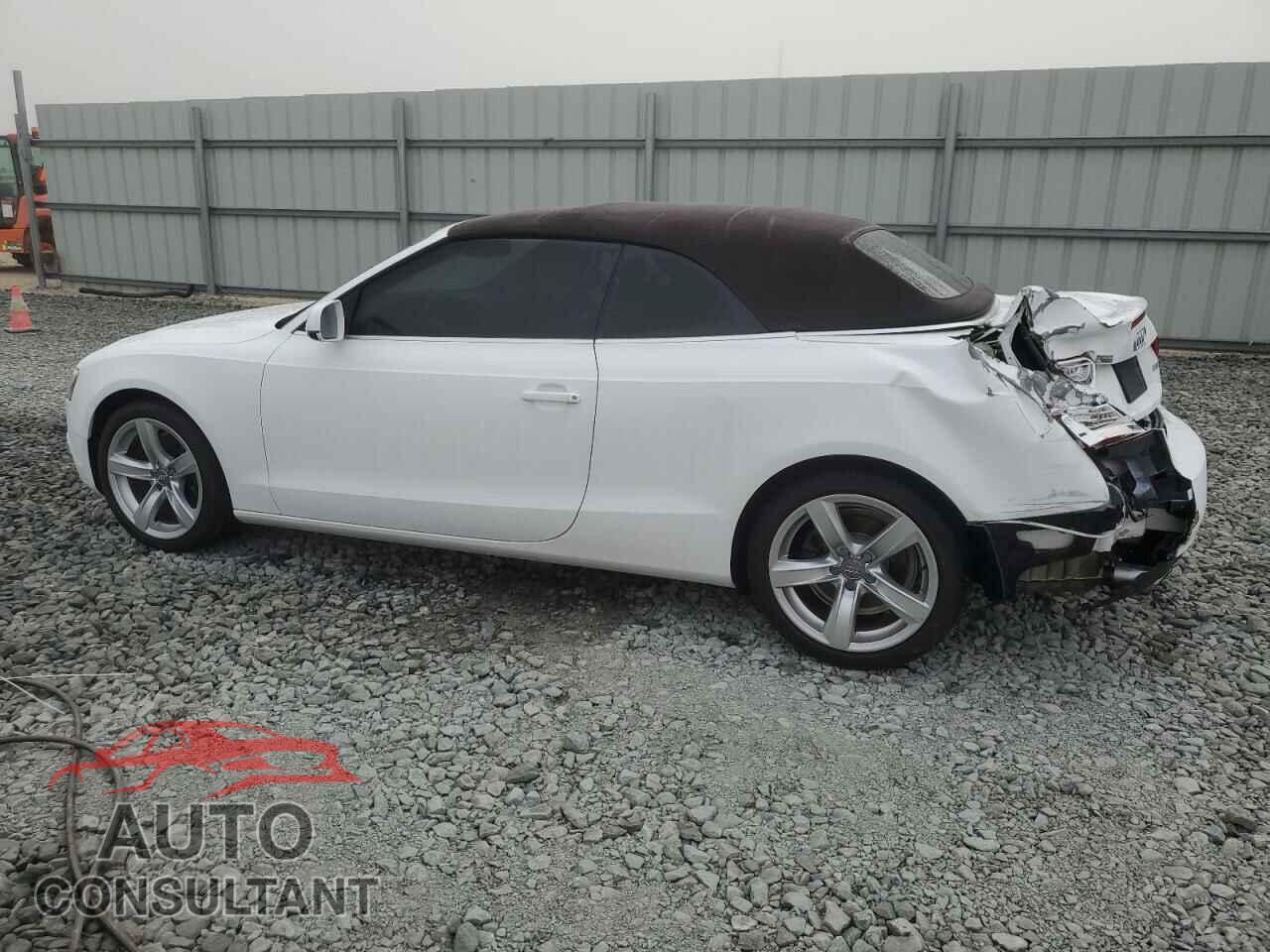 AUDI A5 2013 - WAUAFAFH3DN016088