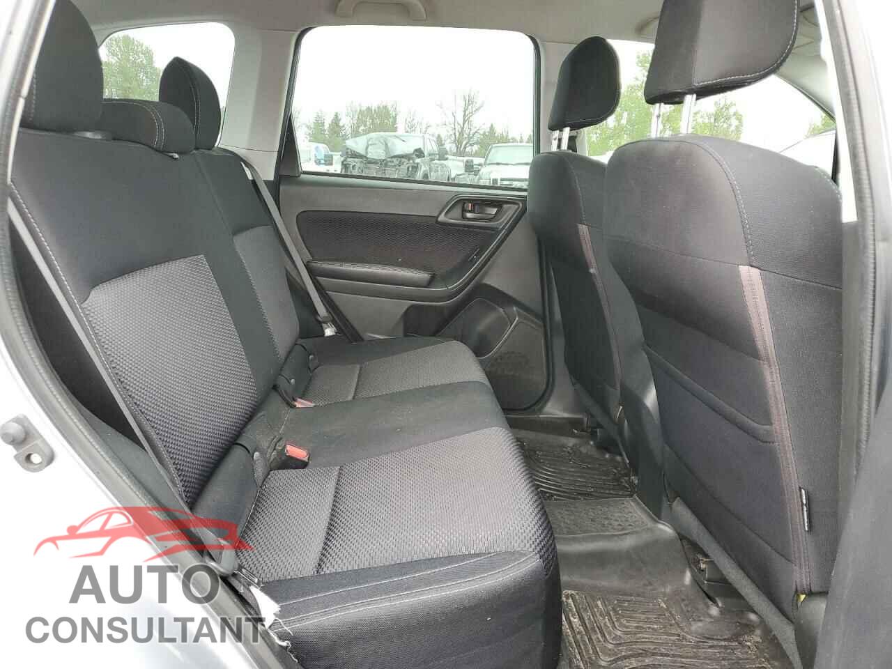 SUBARU FORESTER 2017 - JF2SJAAC1HH490290
