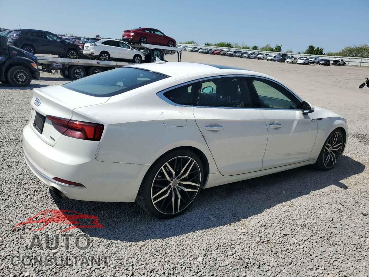 AUDI A5 2019 - WAUANCF58KA063917