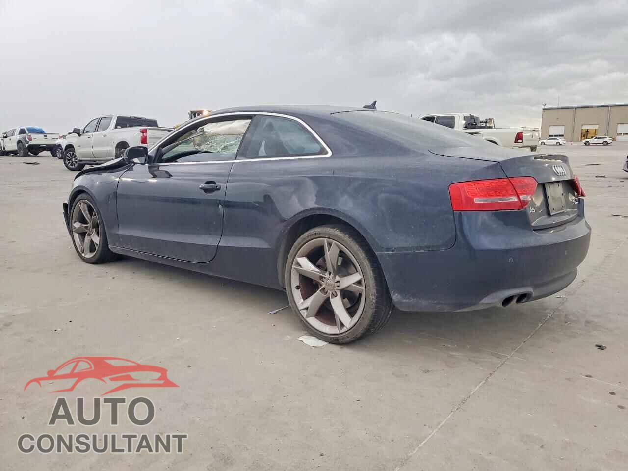AUDI A5 2010 - WAULFAFR6AA079612