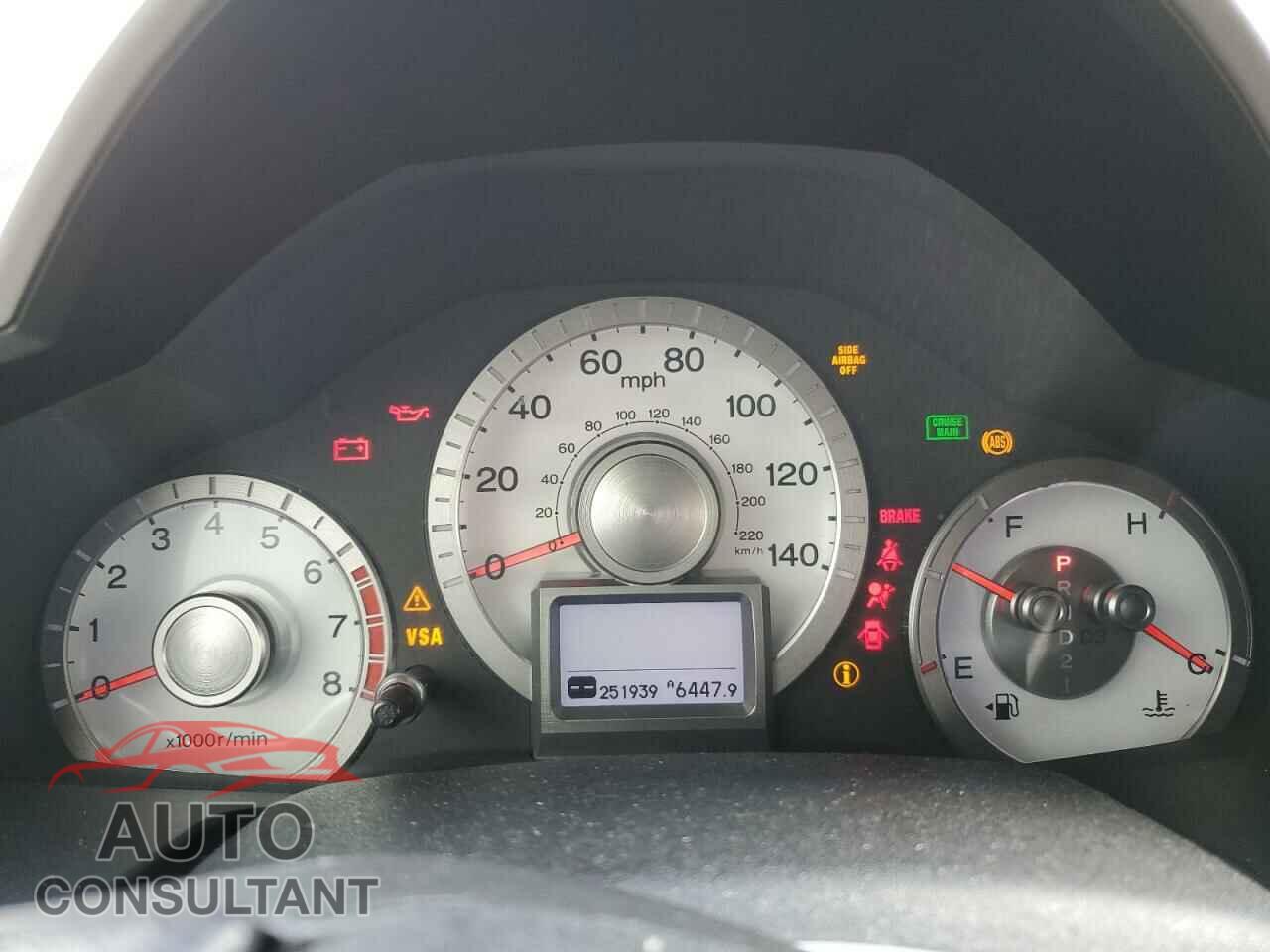 HONDA PILOT 2011 - 5FNYF4H73BB003943