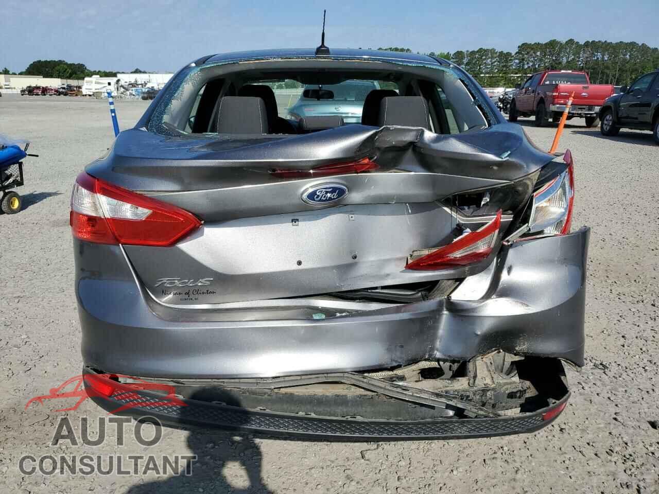 FORD FOCUS 2014 - 1FADP3F27EL447069
