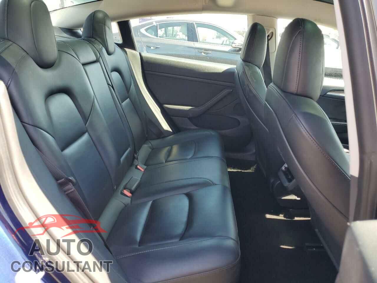 TESLA MODEL 3 2022 - 5YJ3E1EA3NF370115