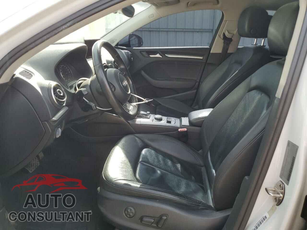 AUDI A3 2015 - WAUBFGFF7F1022749