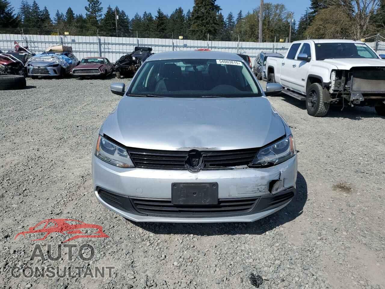 VOLKSWAGEN JETTA 2011 - 3VWLL7AJ4BM131059