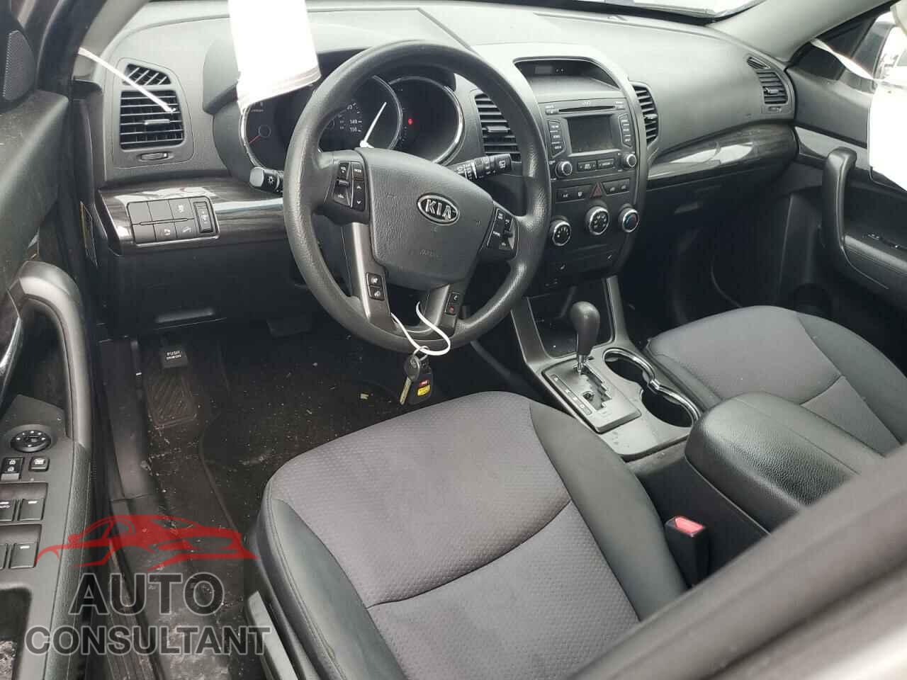 KIA SORENTO 2013 - 5XYKT3A61DG387839