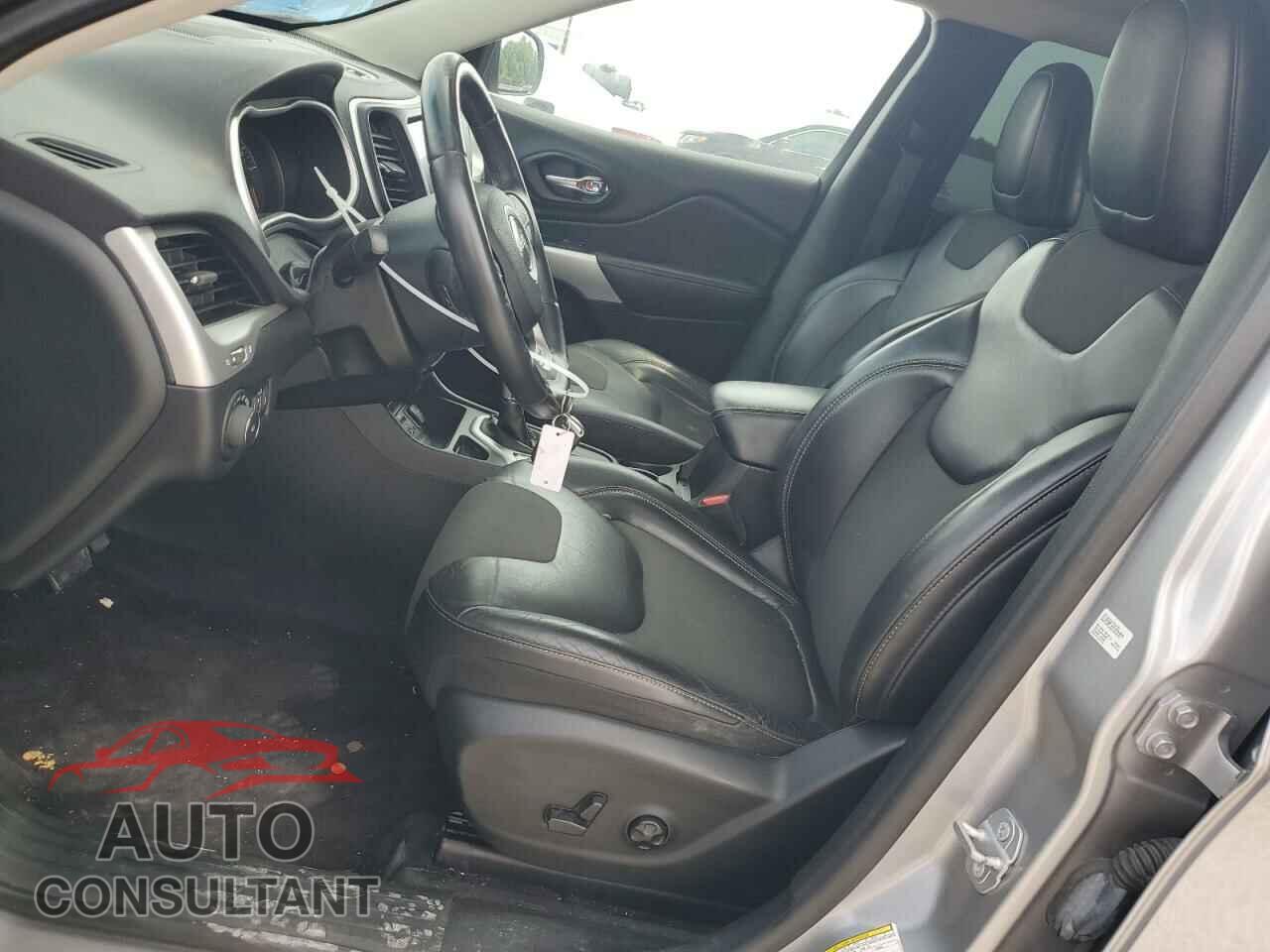 JEEP GRAND CHER 2018 - 1C4PJLLB3JD583989