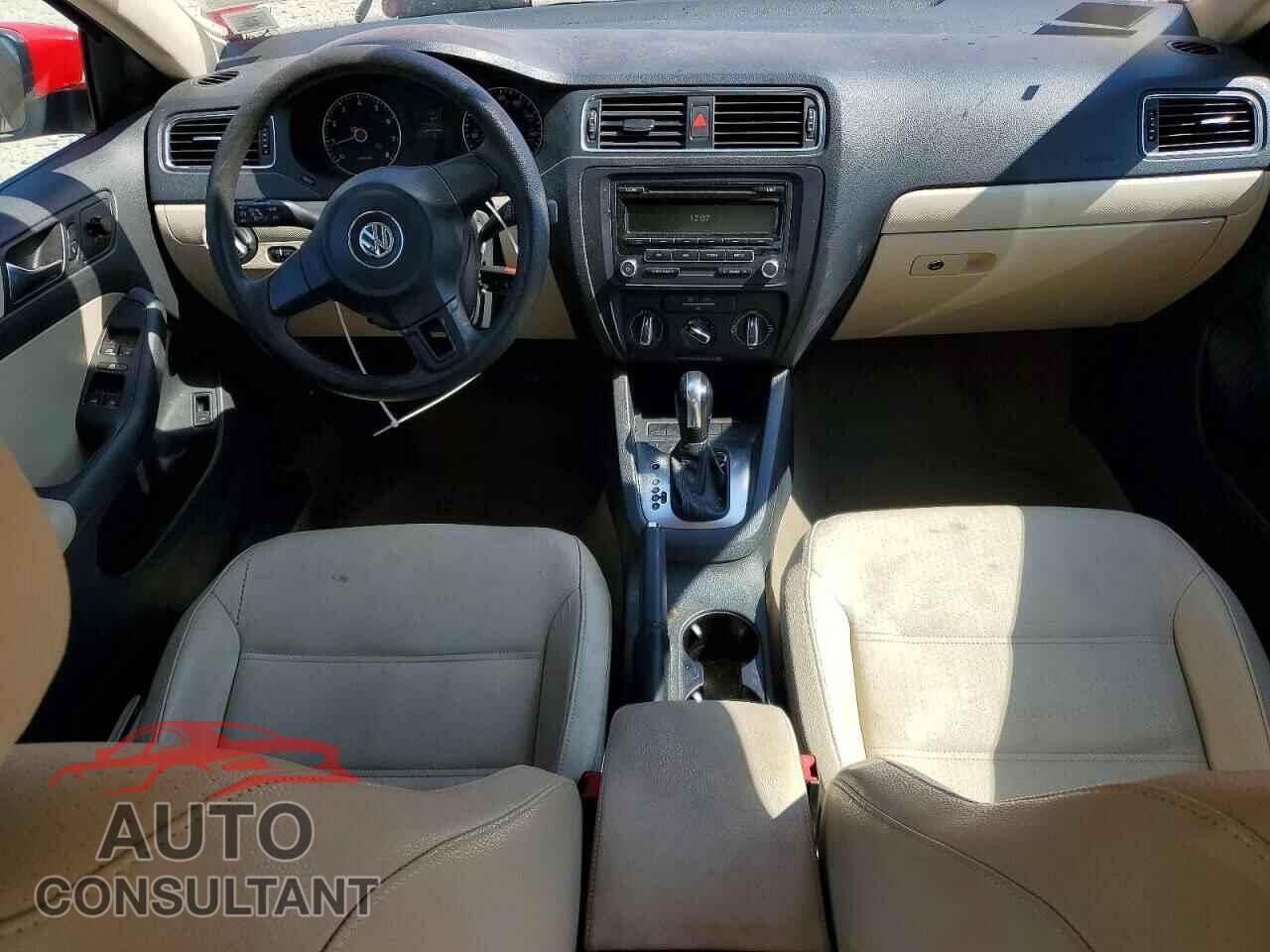 VOLKSWAGEN JETTA 2012 - 3VWDP7AJXCM416973
