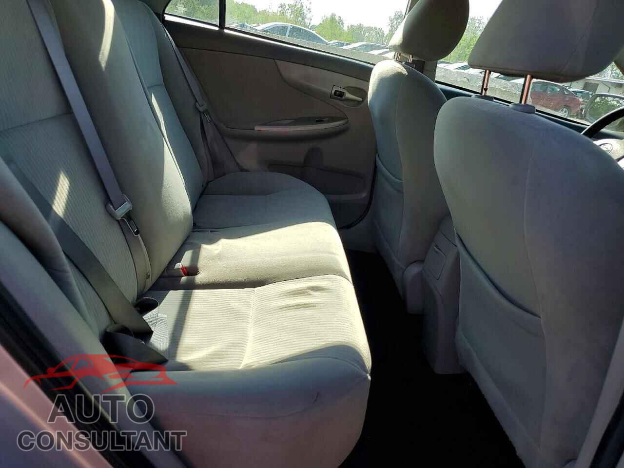 TOYOTA COROLLA 2010 - 2T1BU4EE8AC257455