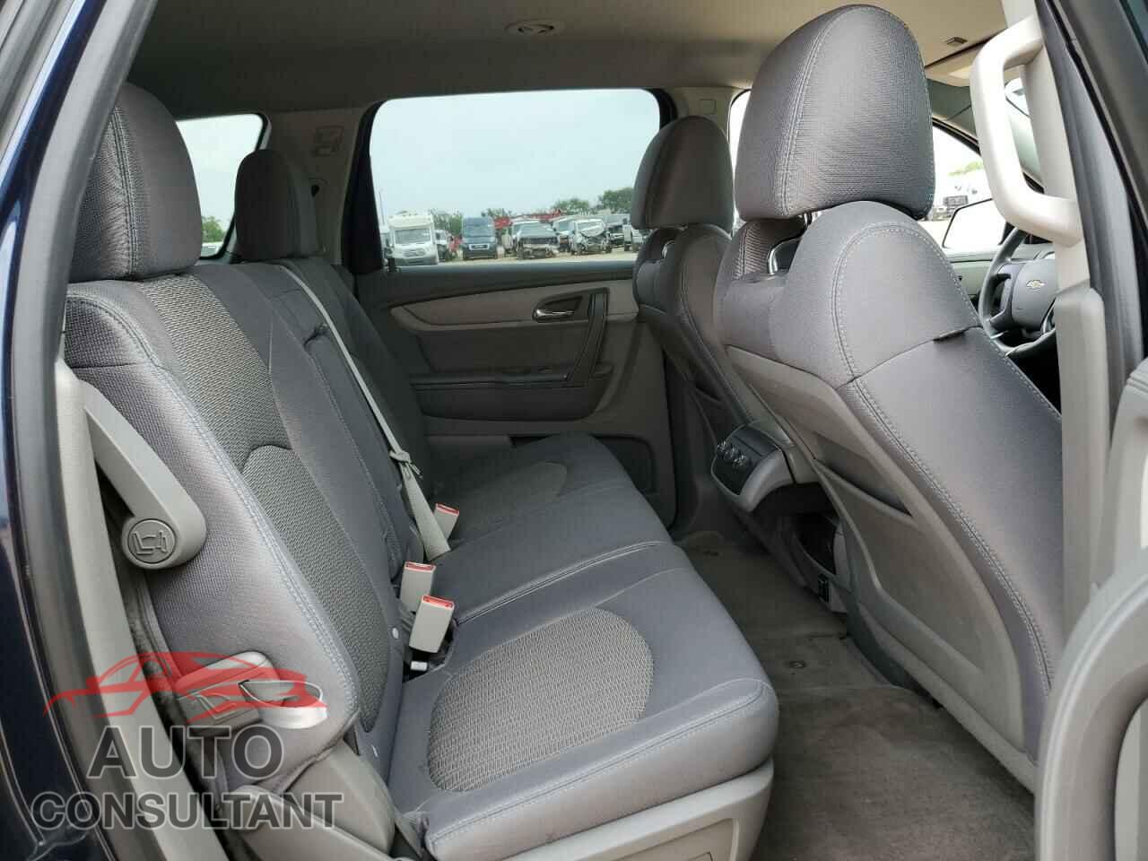 CHEVROLET TRAVERSE 2015 - 1GNKRFKDXFJ196945