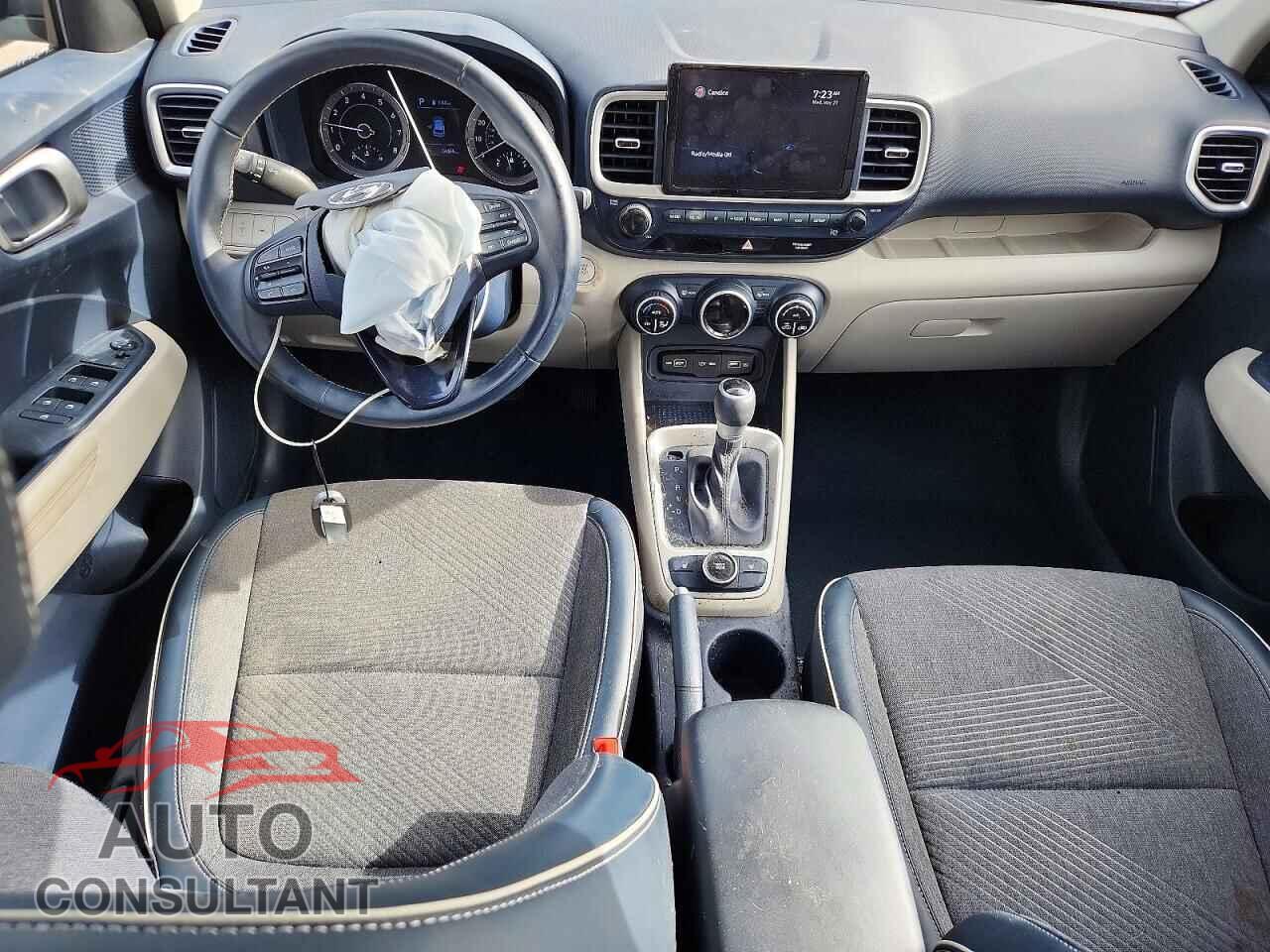 HYUNDAI VENUE 2022 - KMHRC8A33NU178258