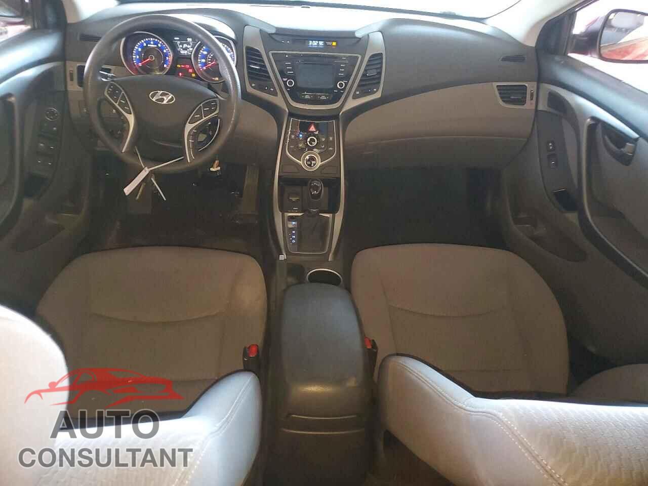 HYUNDAI ELANTRA 2016 - KMHDH4AE3GU519781