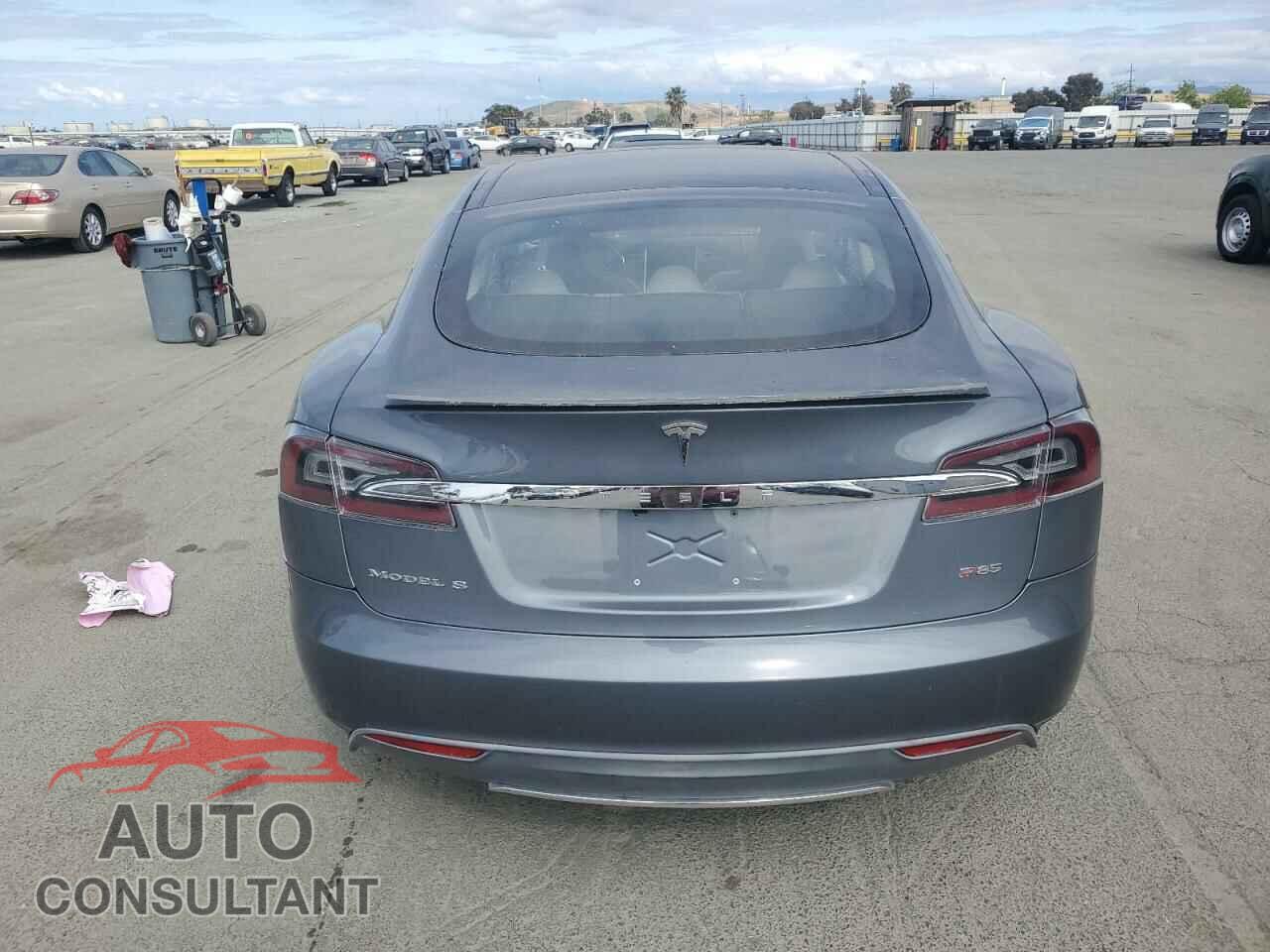 TESLA MODEL S 2013 - 5YJSA1DP4DFP07273