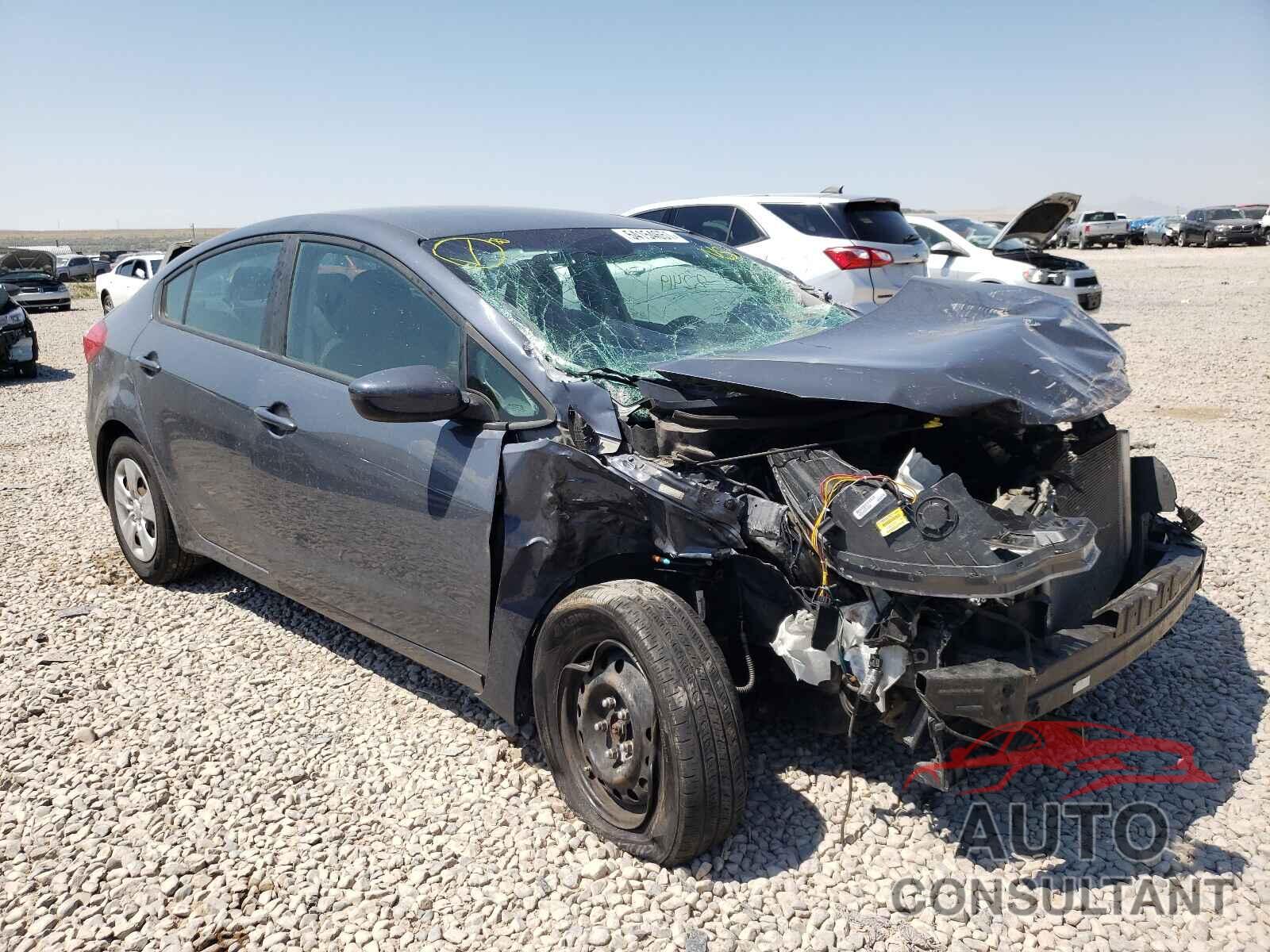 KIA FORTE 2016 - KNAFK4A6XG5549875
