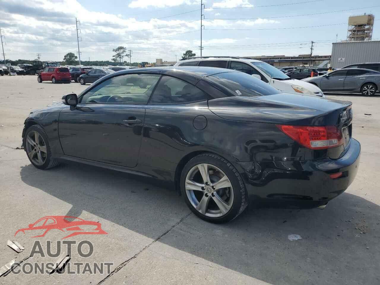 LEXUS IS 2013 - JTHFF2C25D2527638