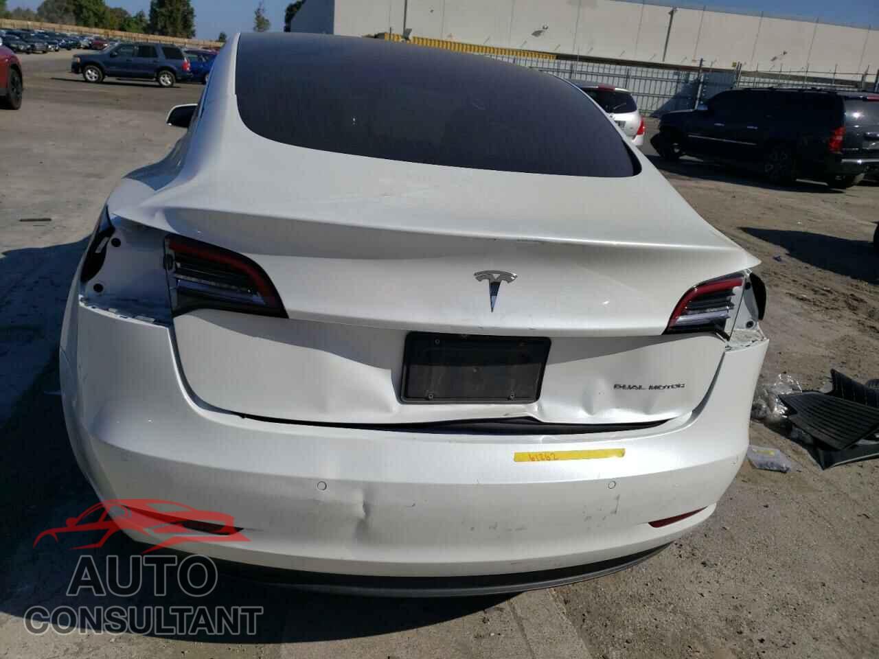 TESLA MODEL 3 2020 - 5YJ3E1EB2LF746793