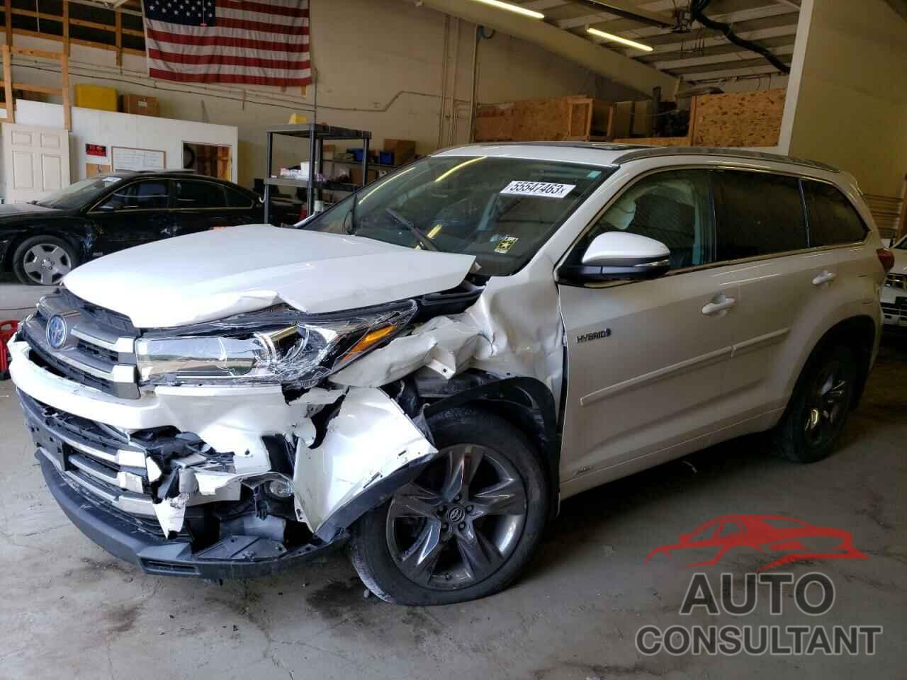 TOYOTA HIGHLANDER 2019 - 5TDDGRFH9KS064603