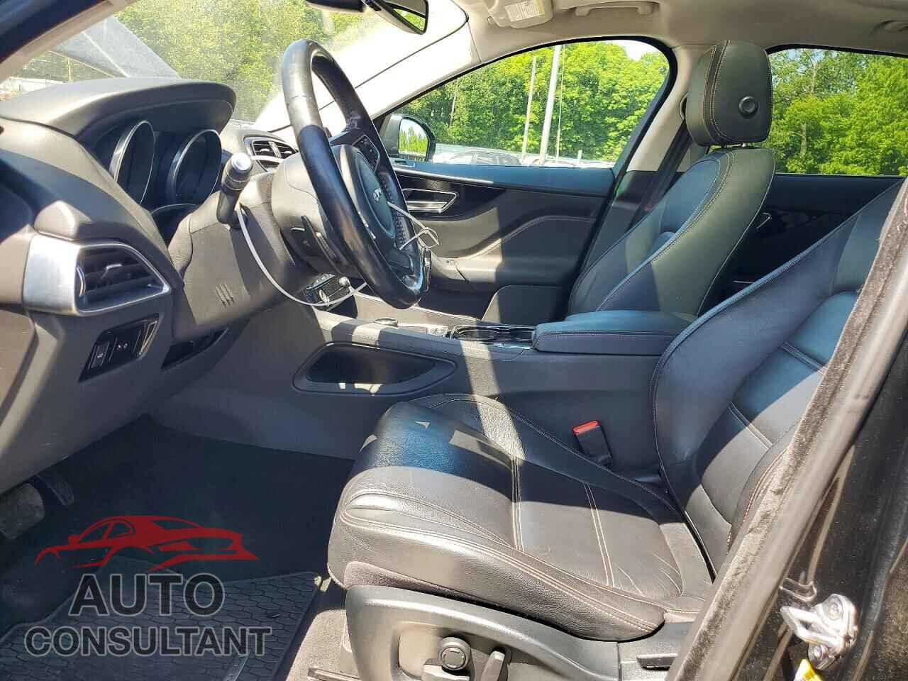 JAGUAR F-PACE 2017 - SADCK2BN6HA089997