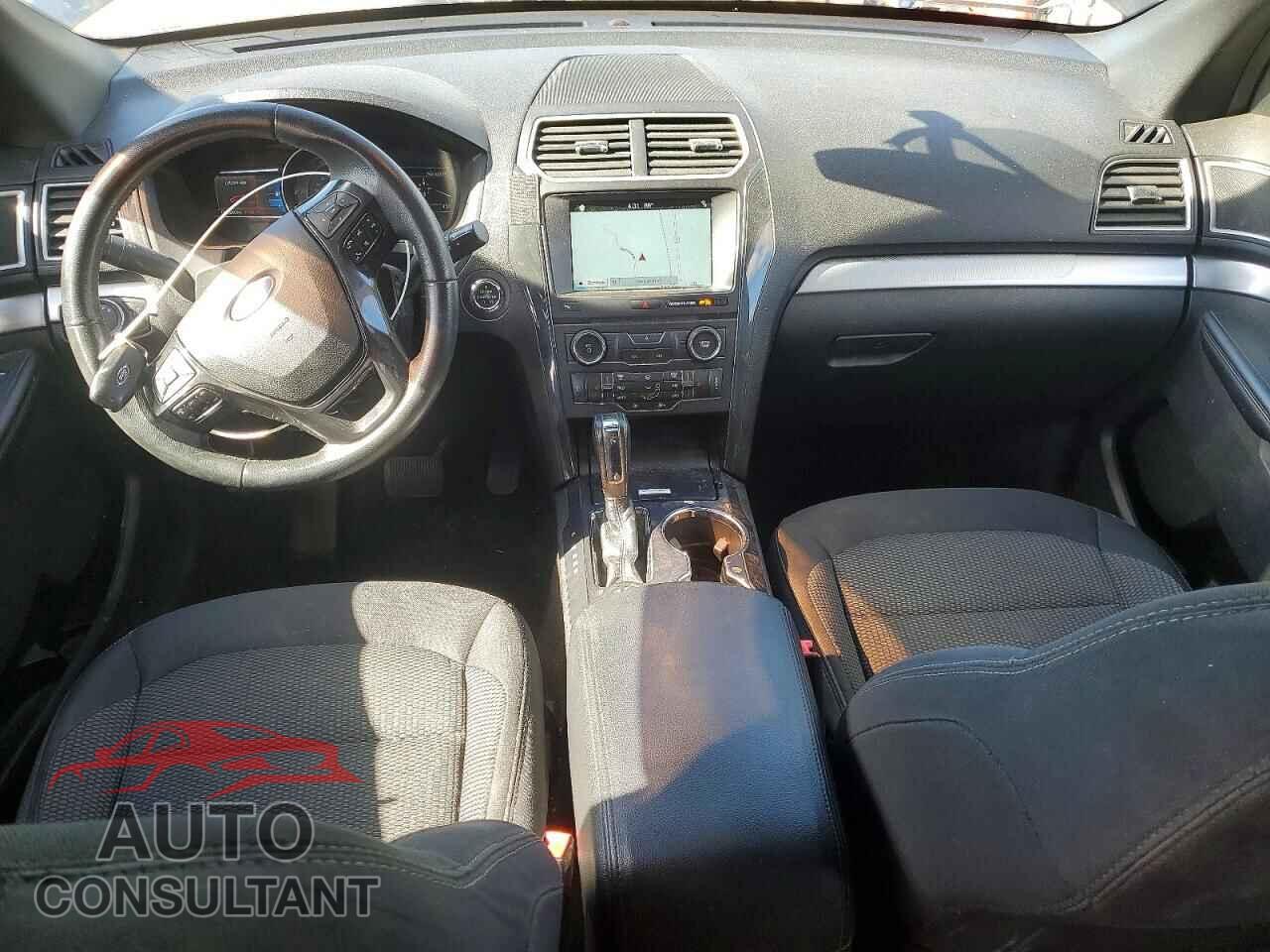 FORD EXPLORER 2017 - 1FM5K8D88HGE06041