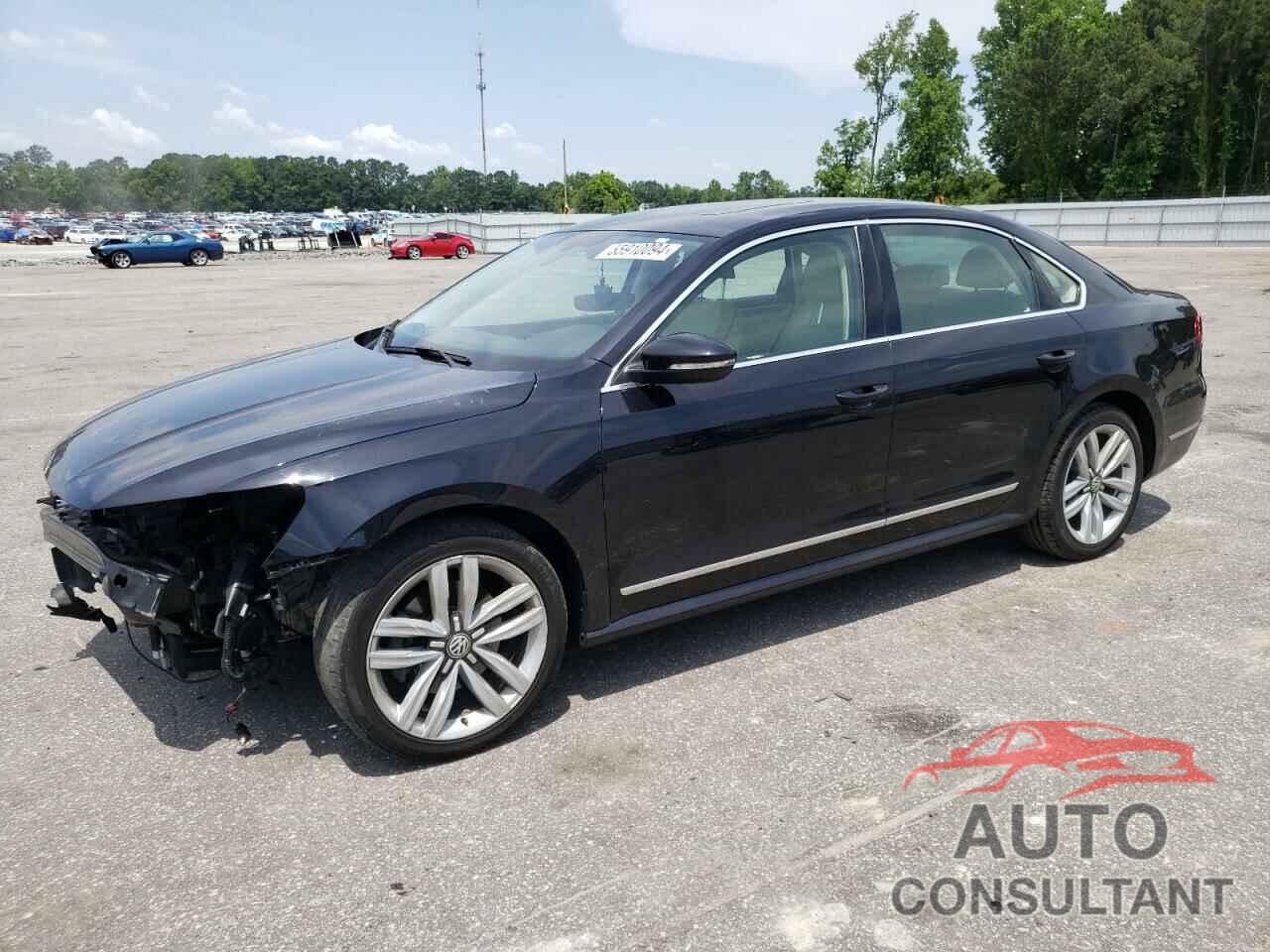 VOLKSWAGEN PASSAT 2017 - 1VWGT7A33HC049286