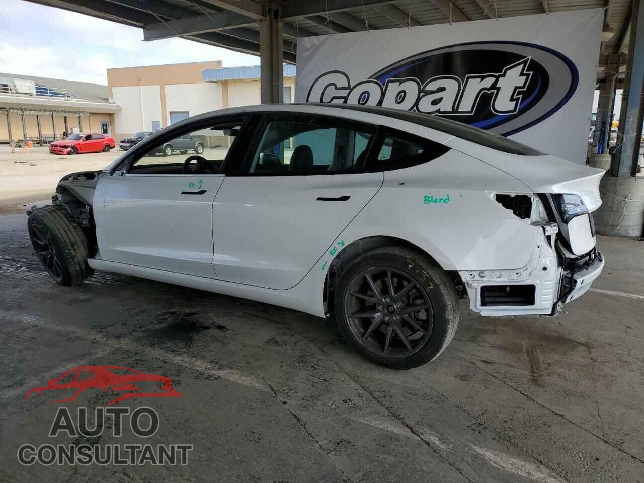 TESLA MODEL 3 2023 - 5YJ3E1EA0PF482633