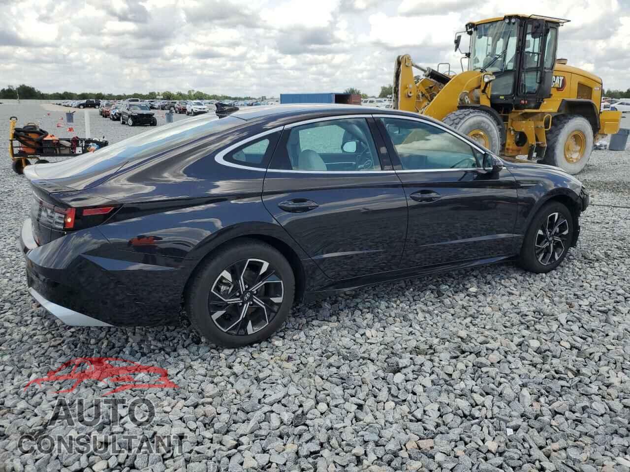 HYUNDAI SONATA 2024 - KMHL64JA0RA400105