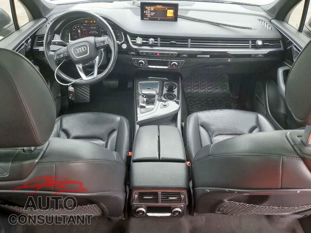 AUDI Q7 2018 - WA1VAAF72JD033017