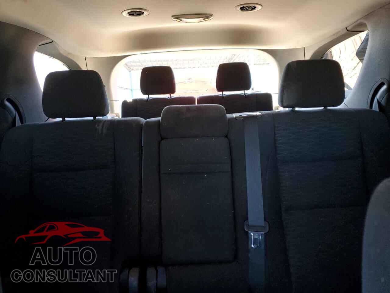 DODGE DURANGO 2018 - 1C4RDJAG2JC497453