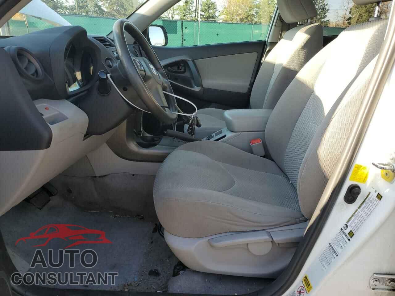 TOYOTA RAV4 2012 - 2T3BF4DV6CW265333