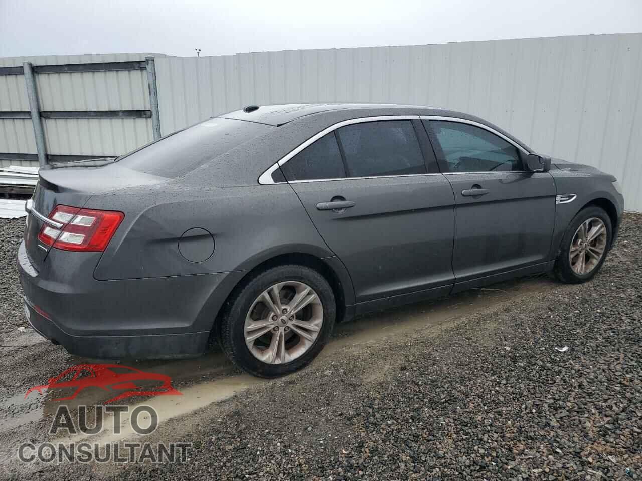 FORD TAURUS 2018 - 1FAHP2D88JG129449