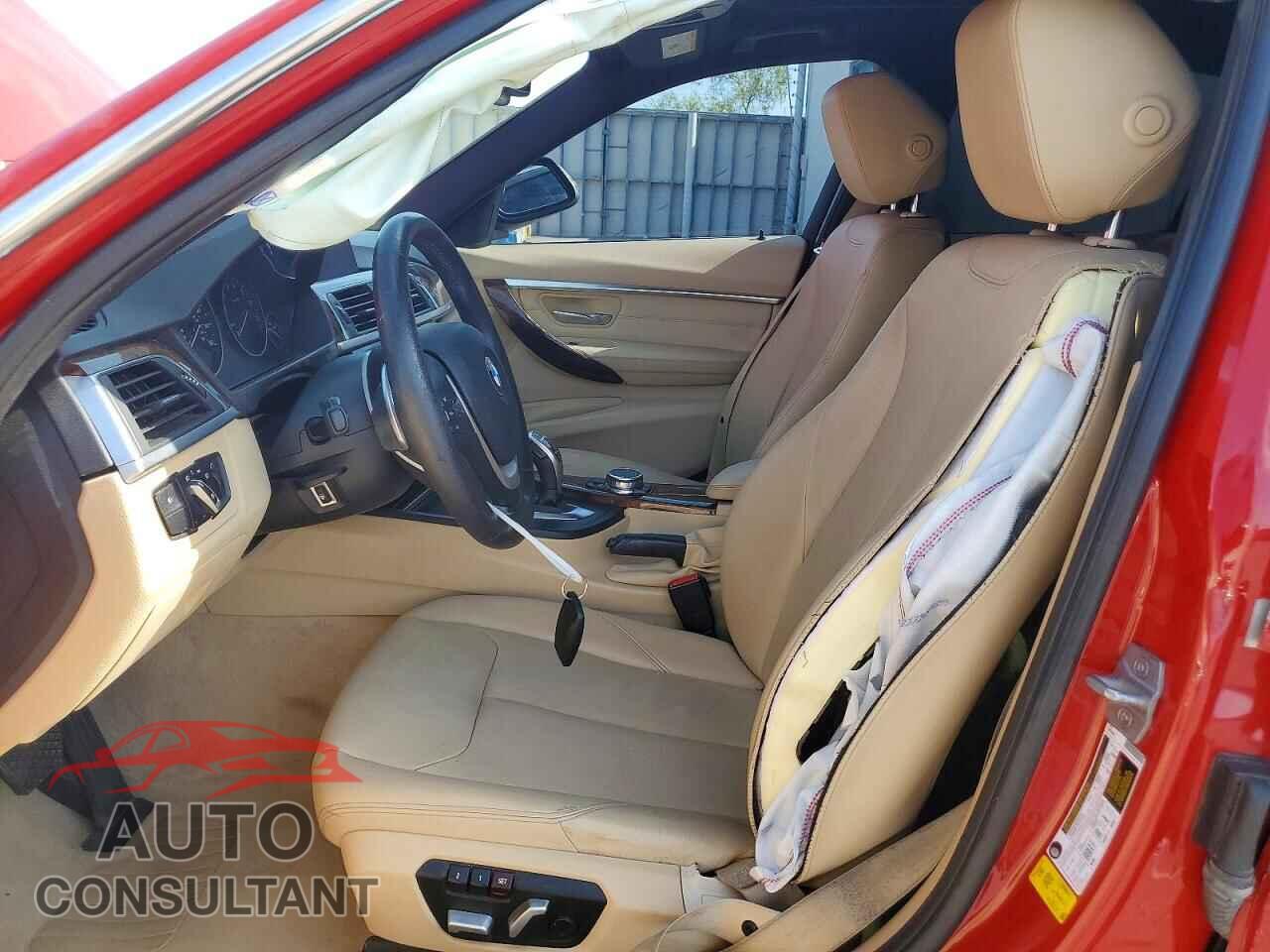 BMW 3 SERIES 2016 - WBA8E3G57GNT26119