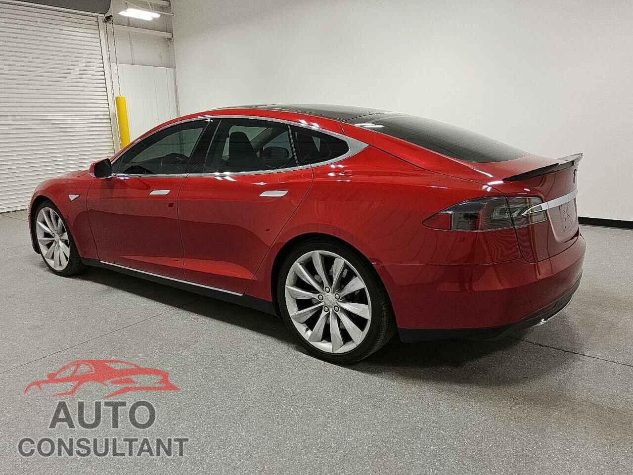 TESLA MODEL S 2013 - 5YJSA1DN0DFP08368
