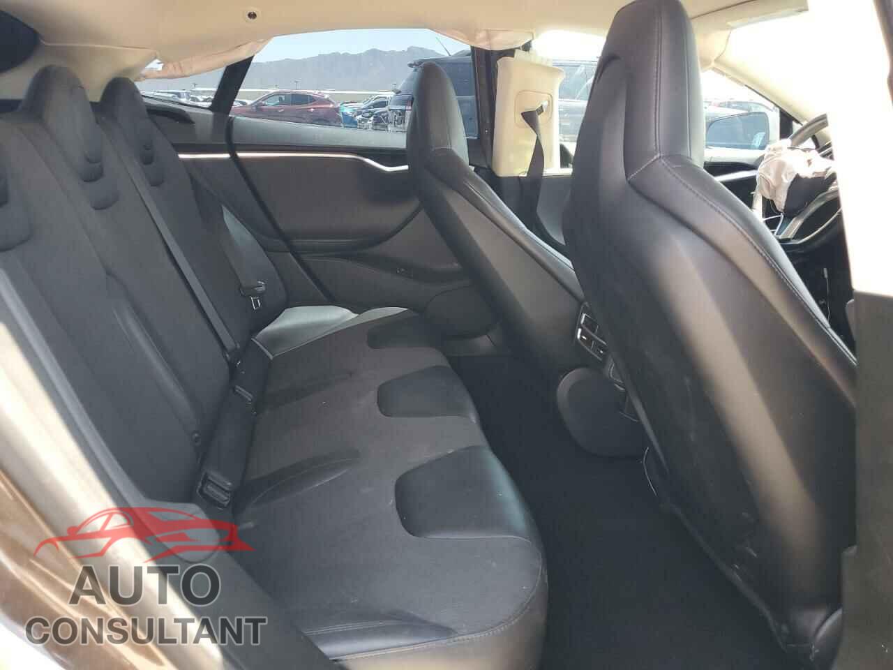 TESLA MODEL S 2014 - 5YJSA1H14EFP31970