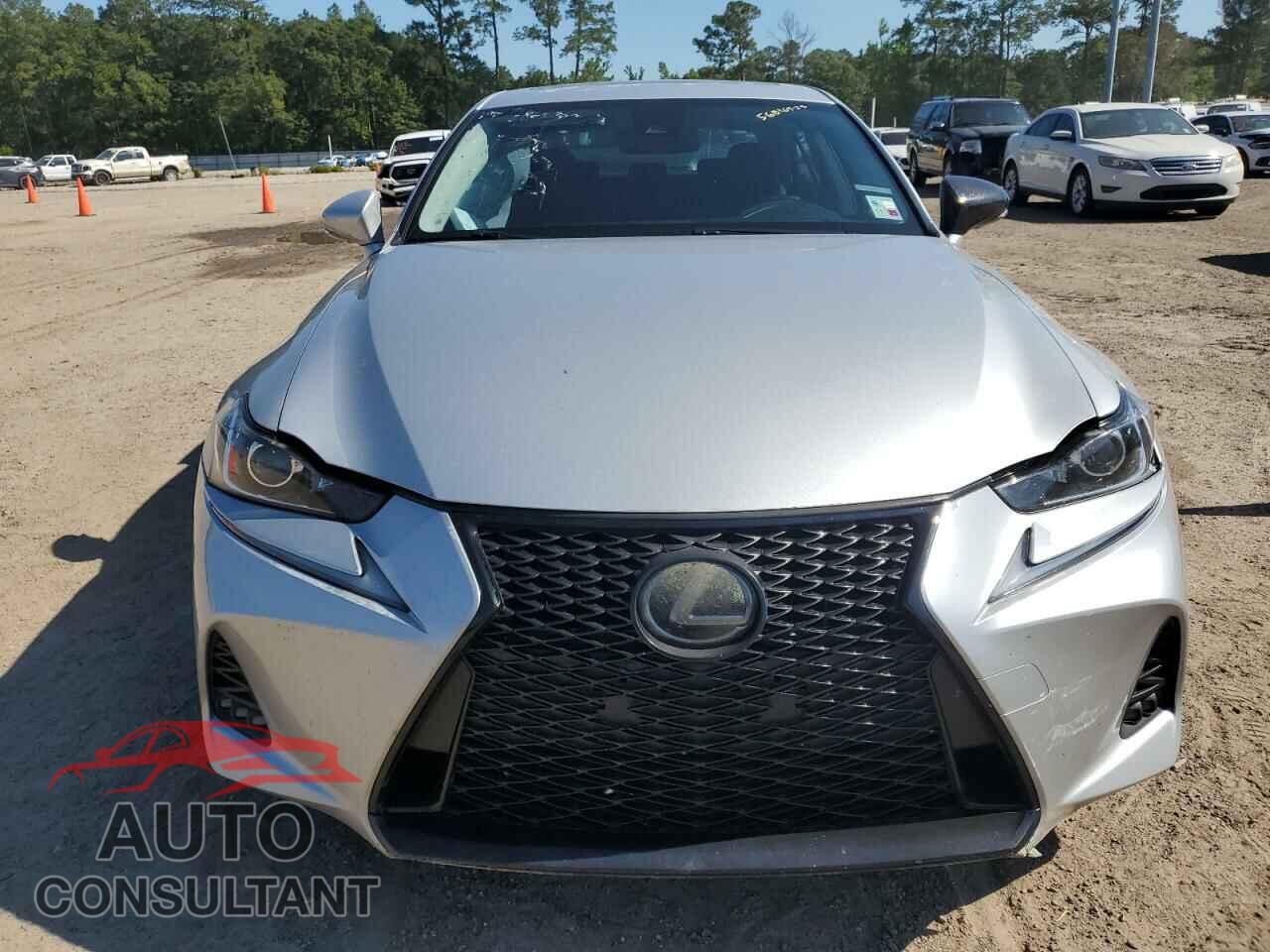 LEXUS IS 2018 - JTHBA1D20J5079406