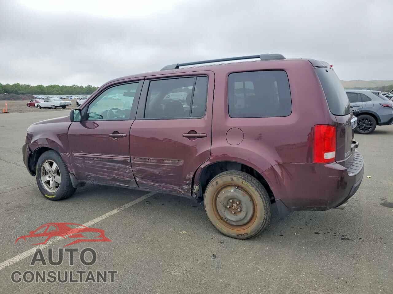HONDA PILOT 2011 - 5FNYF4H64BB015493