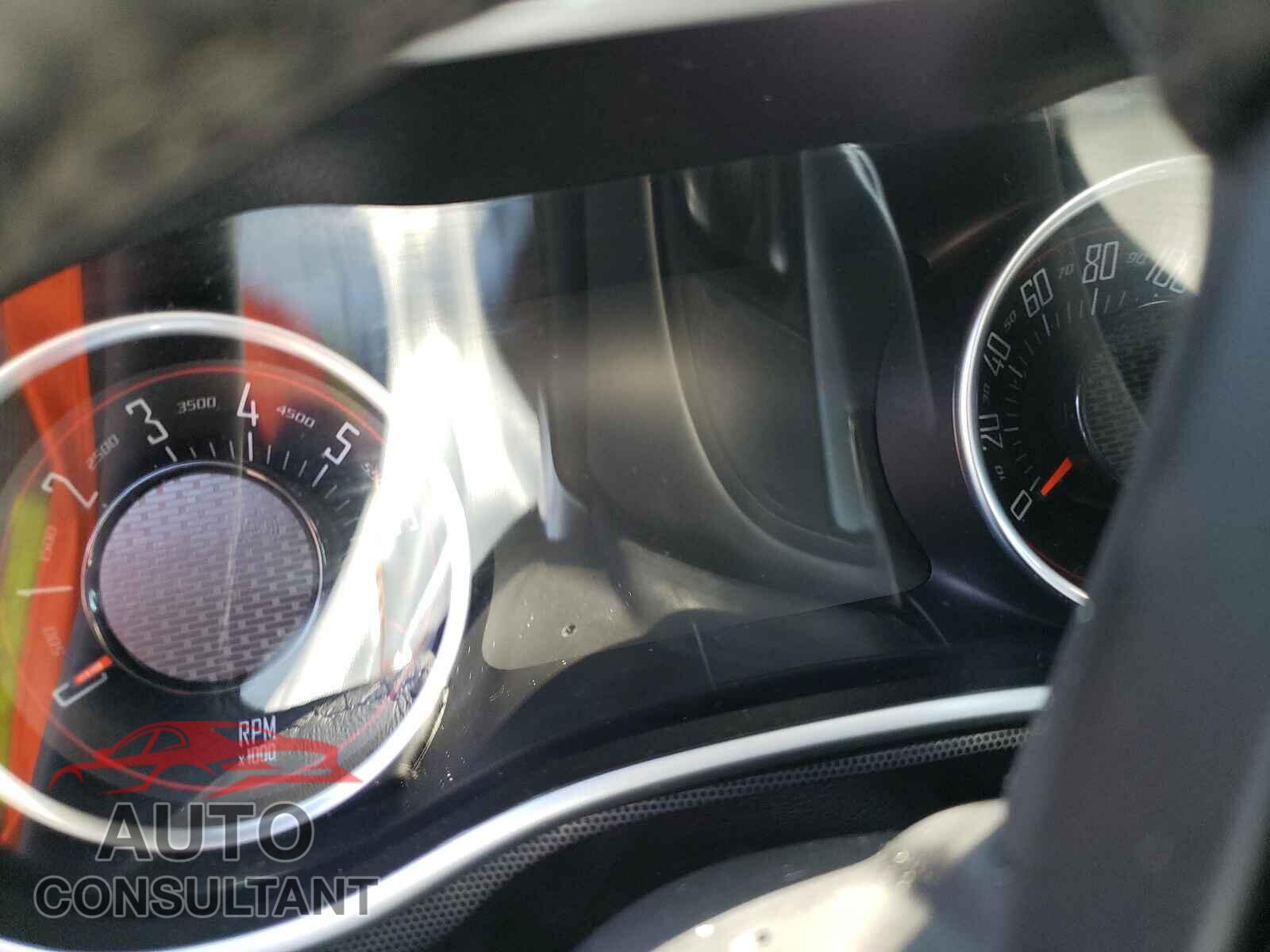 DODGE CHALLENGER 2018 - 2C3CDZGG5JH322854