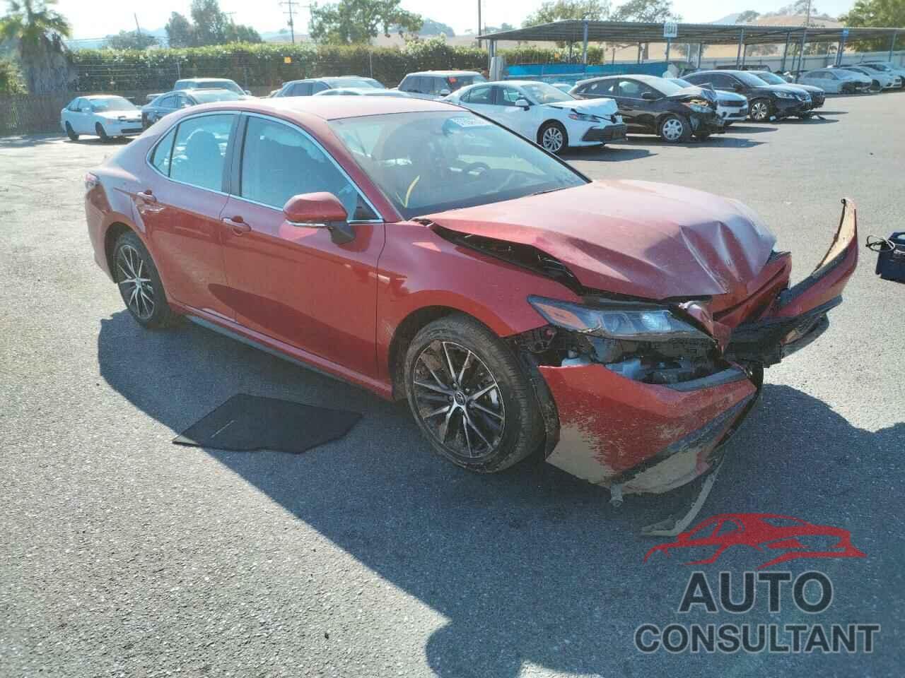 TOYOTA CAMRY 2022 - 4T1G11AK9NU041935