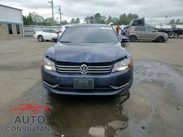 VOLKSWAGEN PASSAT 2014 - 1VWBT7A38EC043473