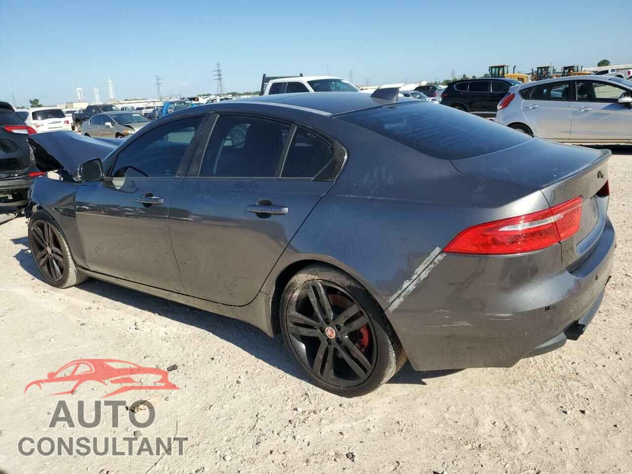 JAGUAR XE 2017 - SAJAD4BV2HA972702
