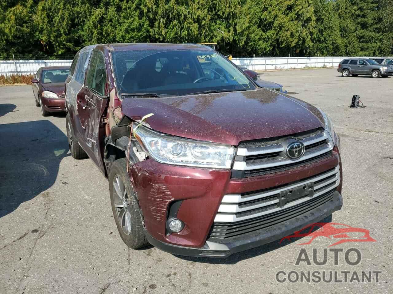 TOYOTA HIGHLANDER 2018 - 5TDJZRFH8JS853529