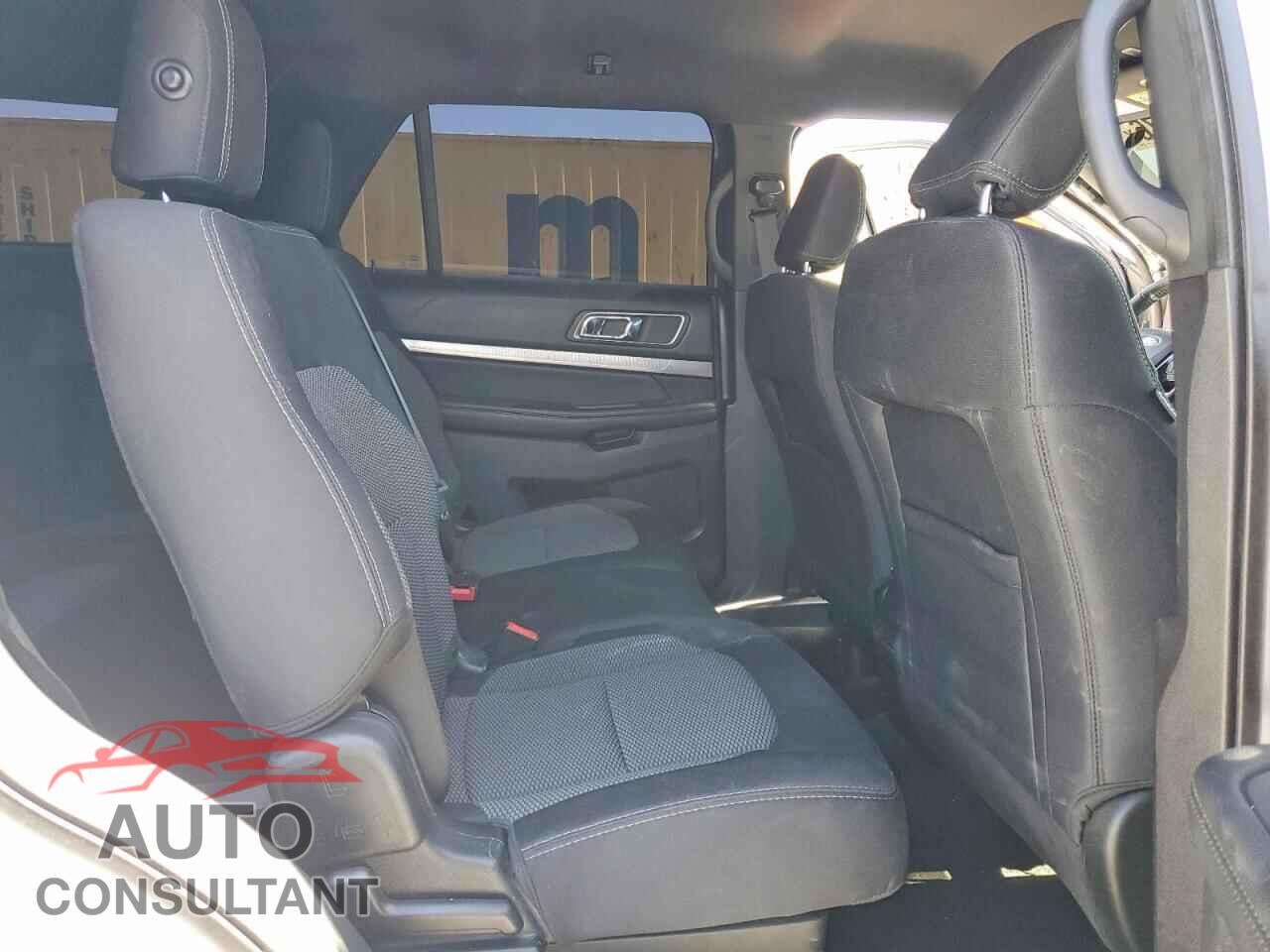FORD EXPLORER 2018 - 1FM5K7D80JGB79685