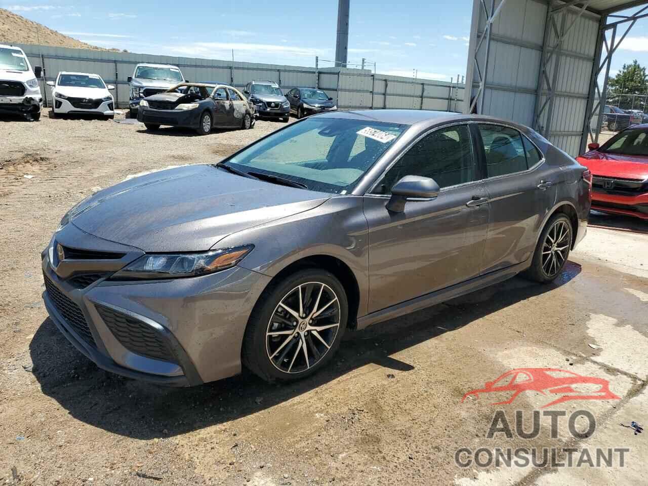 TOYOTA CAMRY 2023 - 4T1G11AK8PU768096