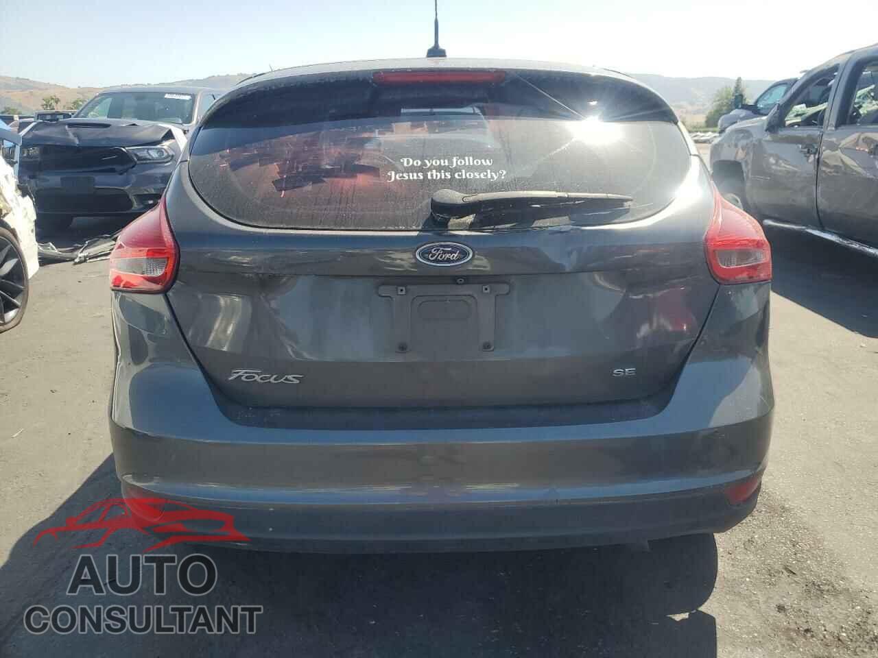 FORD FOCUS 2015 - 1FADP3K2XFL324857