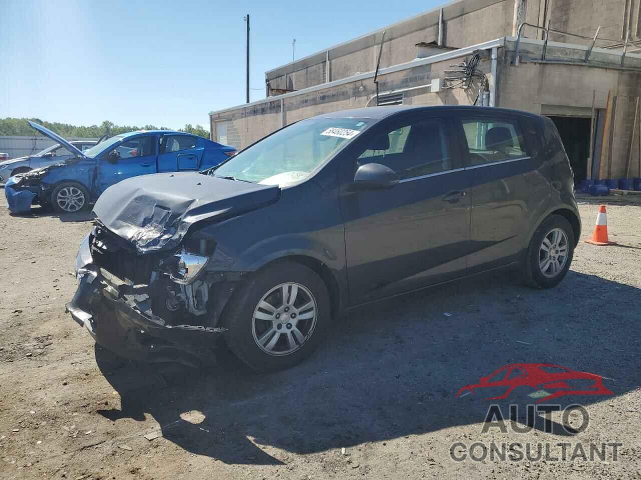 CHEVROLET SONIC 2014 - 1G1JC6SH9E4170822