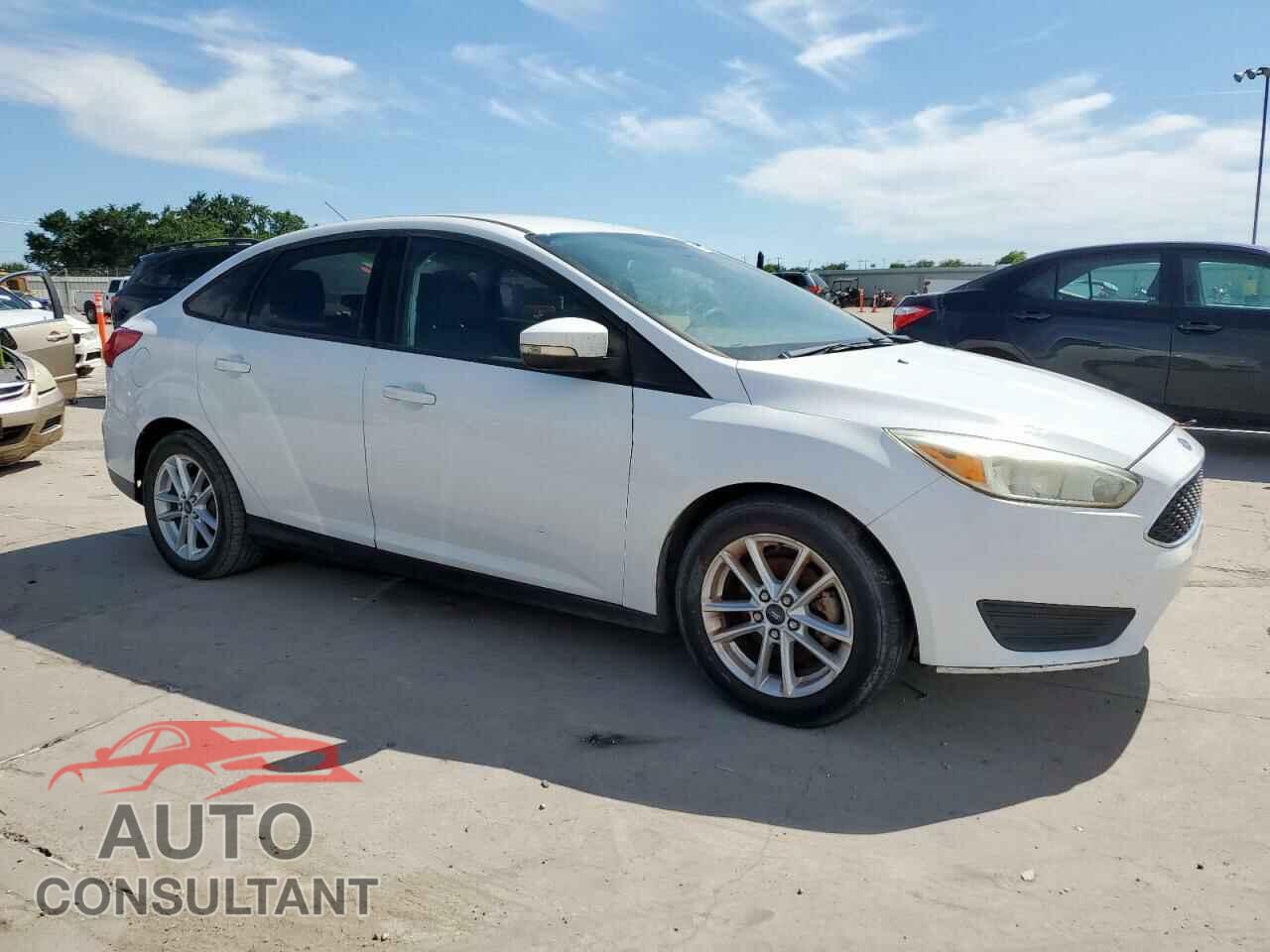 FORD FOCUS 2015 - 1FADP3F26FL243784