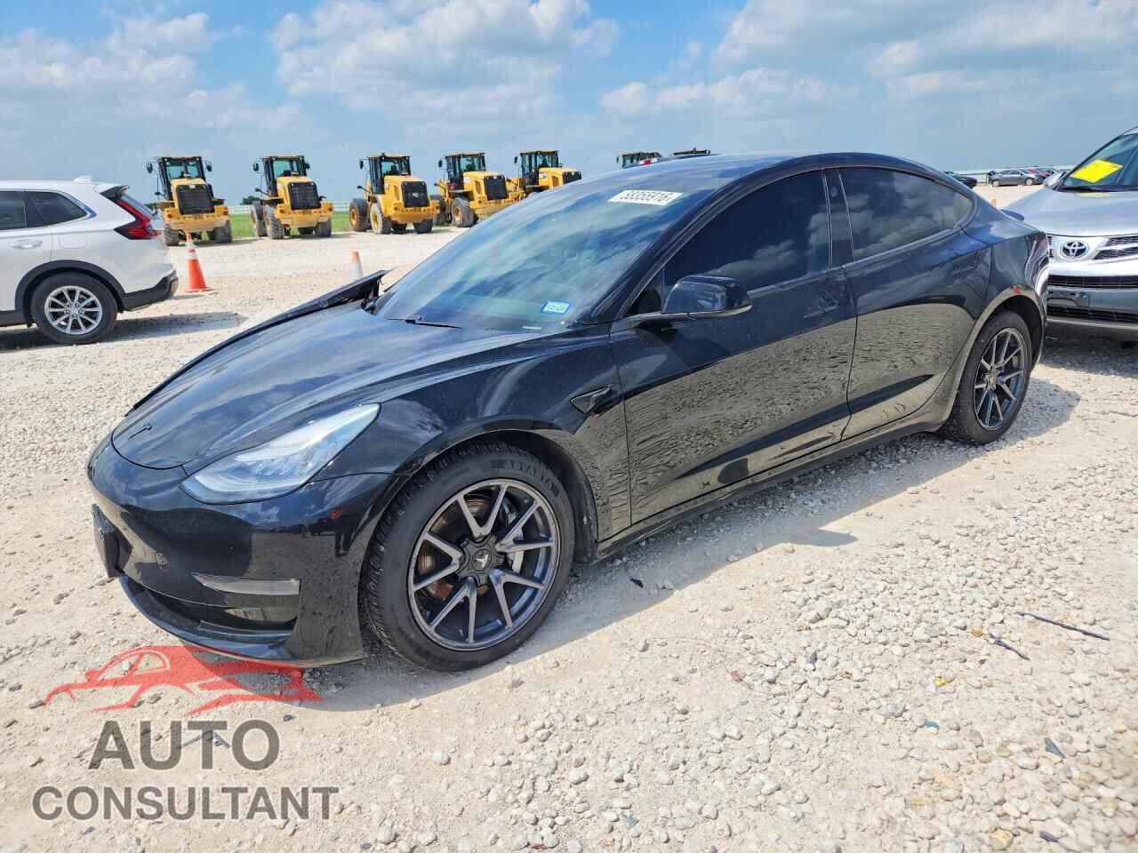 TESLA MODEL 3 2019 - 5YJ3E1EB2KF208853
