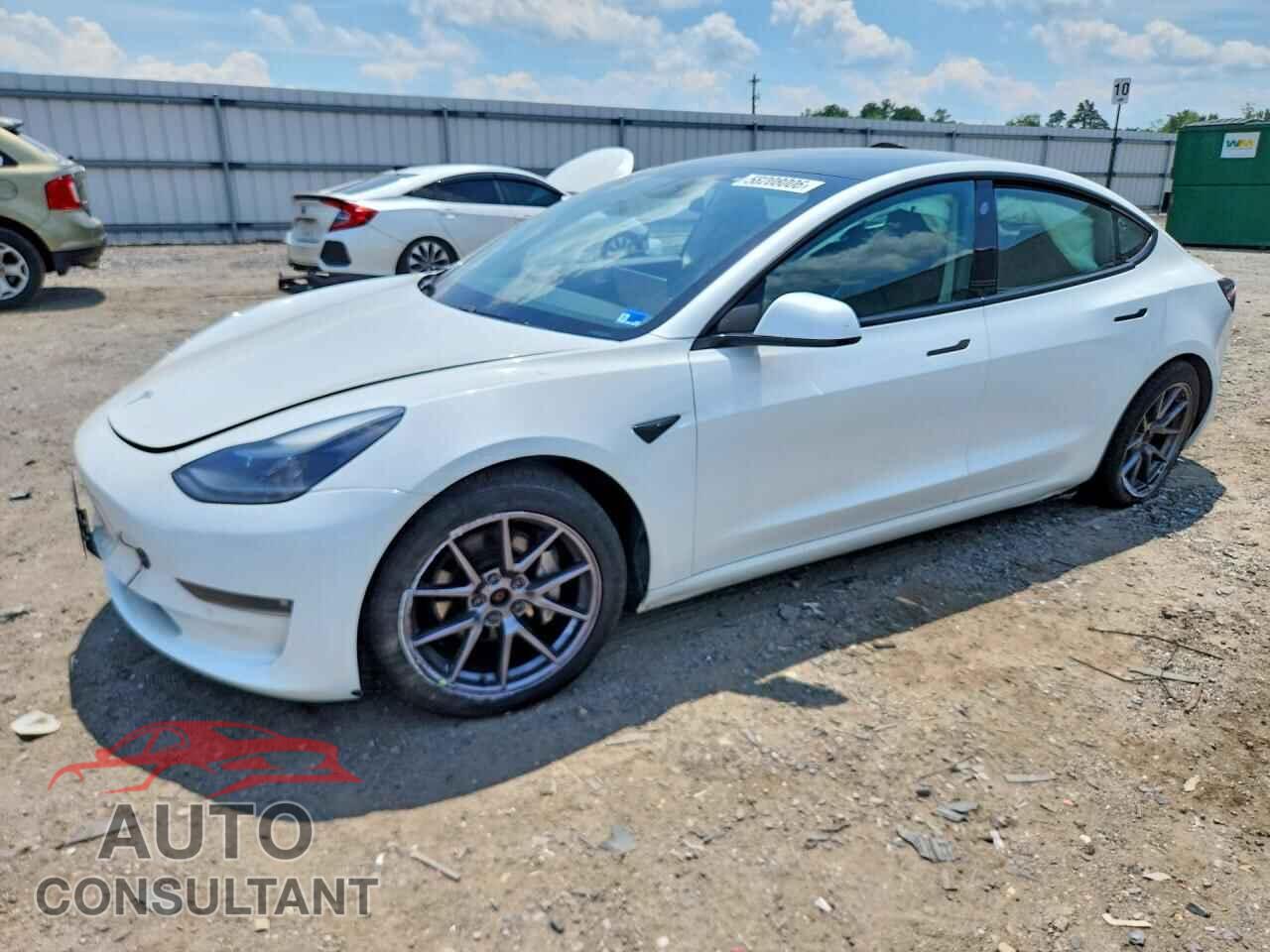TESLA MODEL 3 2021 - 5YJ3E1EBXMF902709