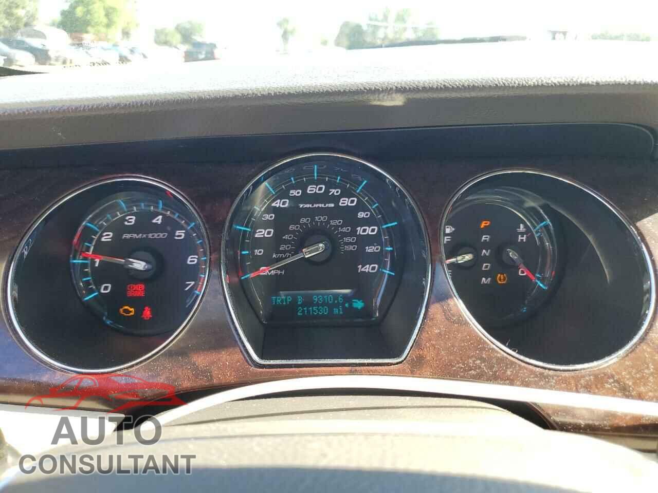 FORD TAURUS 2011 - 1FAHP2EW2BG188513
