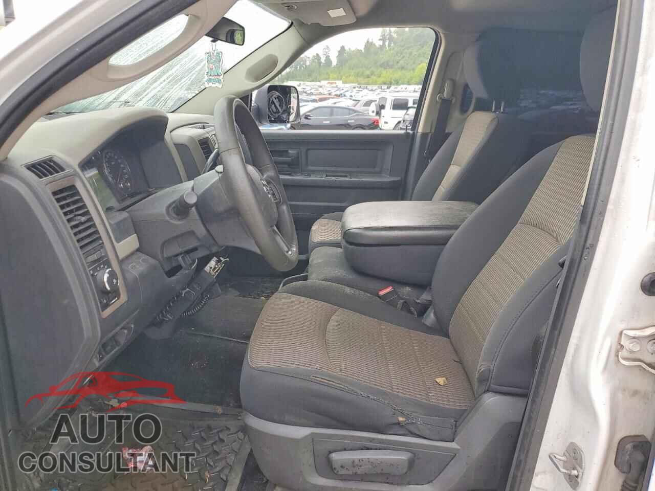 DODGE RAM 1500 2012 - 1C6RD7KT4CS320370